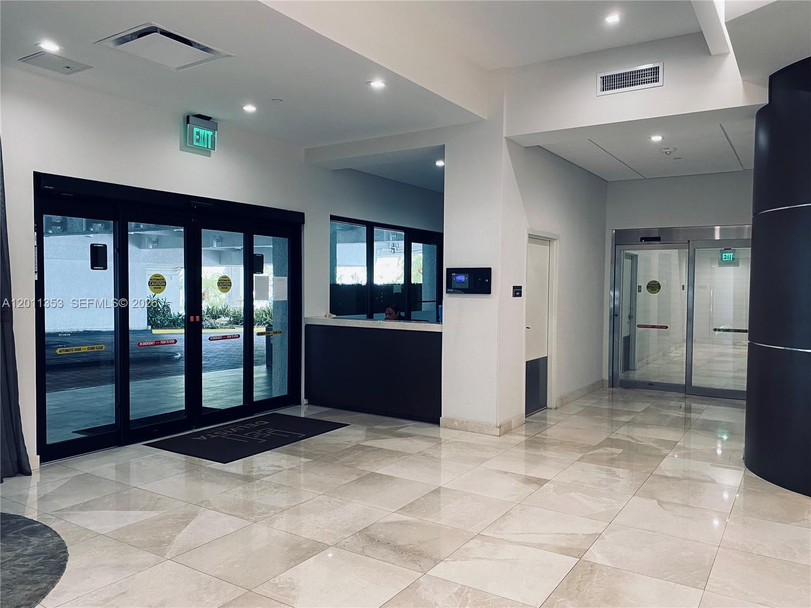 DELVISTA TOWERS CONDO - Residential
