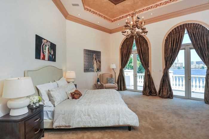 ISLAND ESTATES - Residential