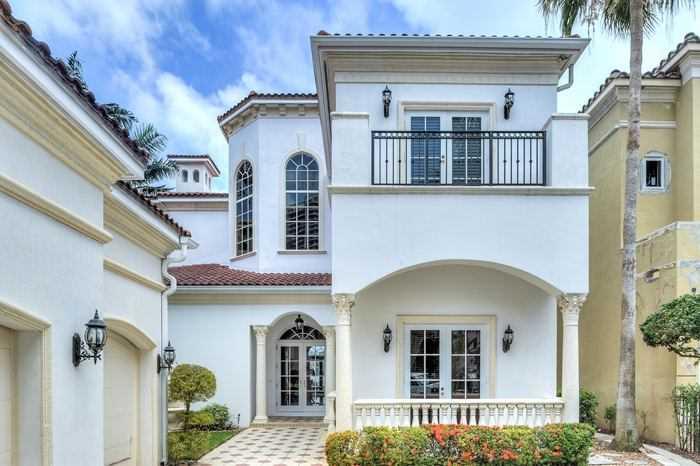 ISLAND ESTATES - Residential