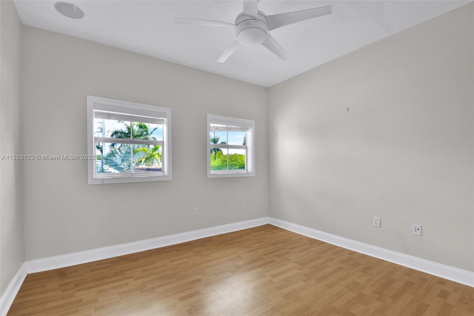 LE POINT CONDO - Residential