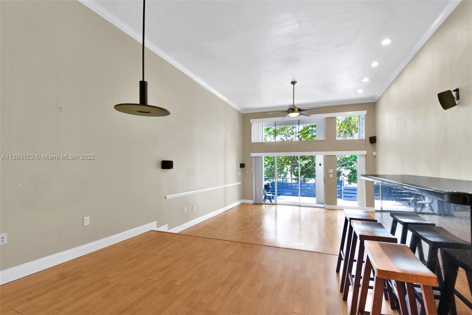 LE POINT CONDO - Residential