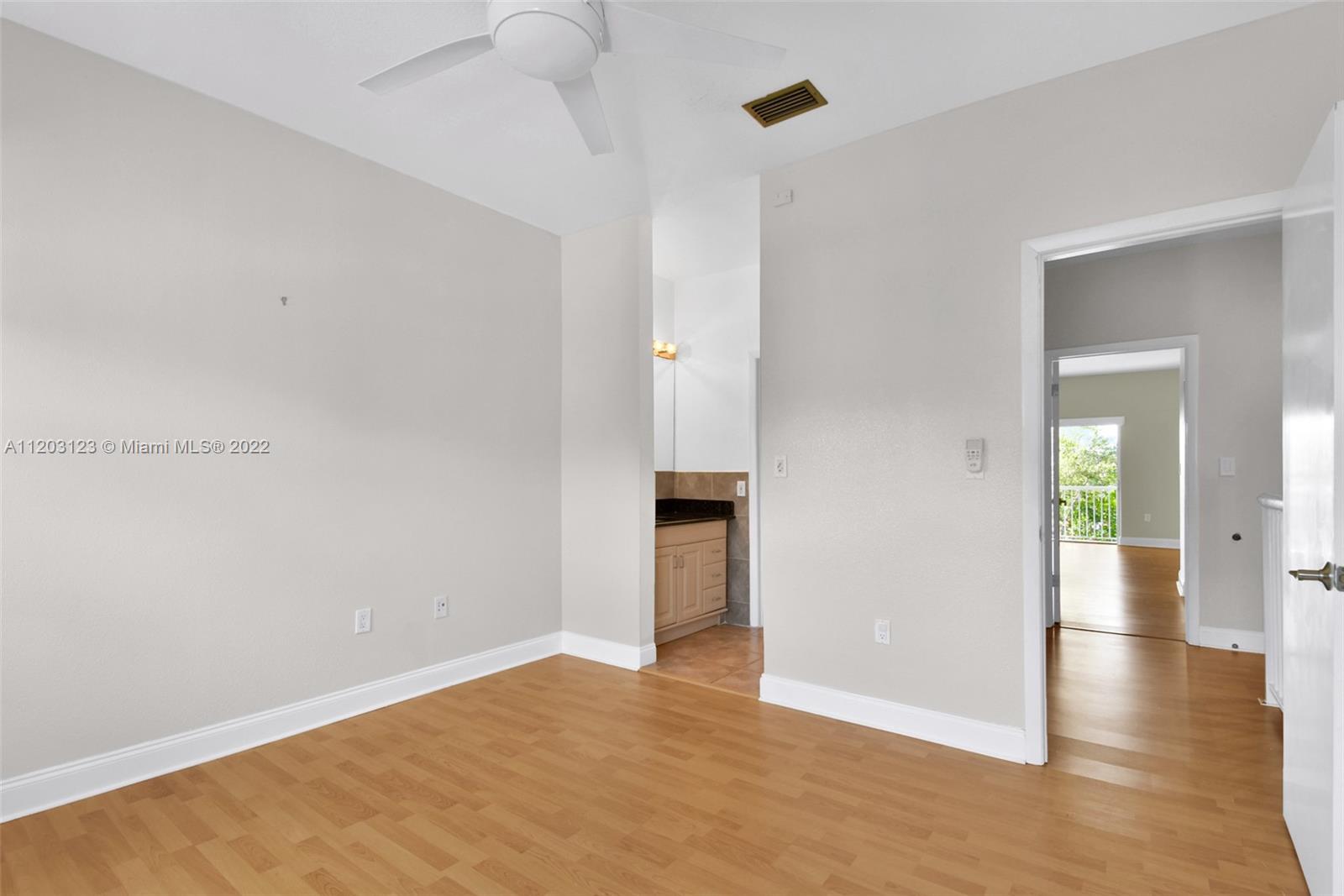 LE POINT CONDO - Residential