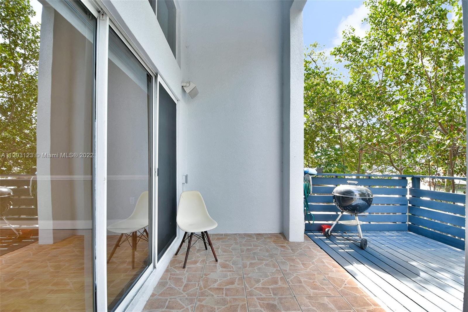 LE POINT CONDO - Residential