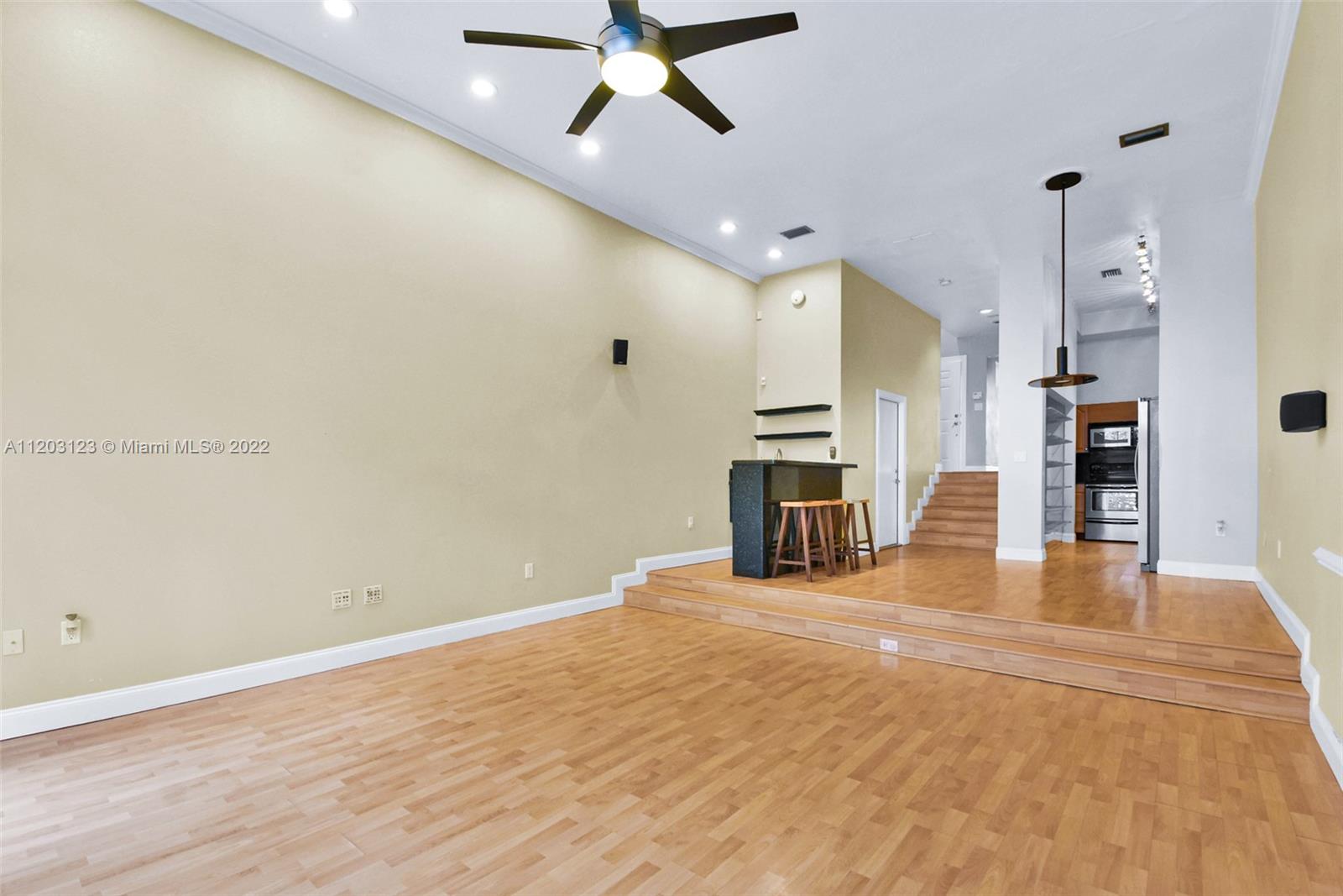 LE POINT CONDO - Residential