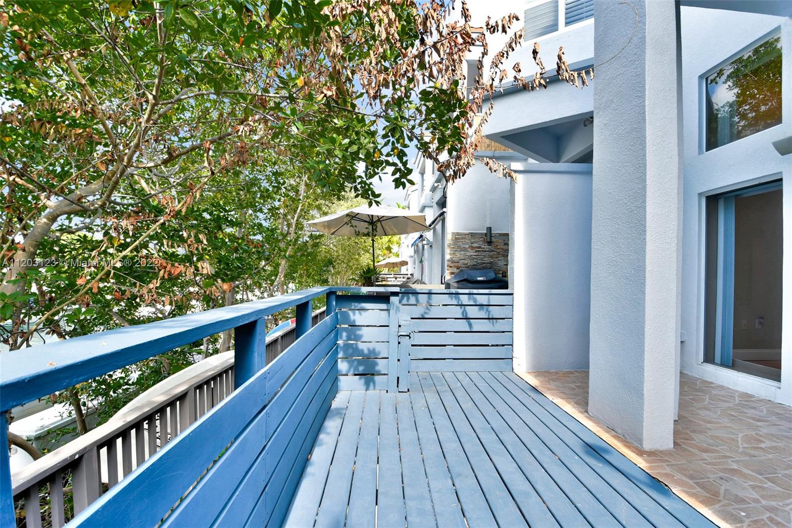 LE POINT CONDO - Residential