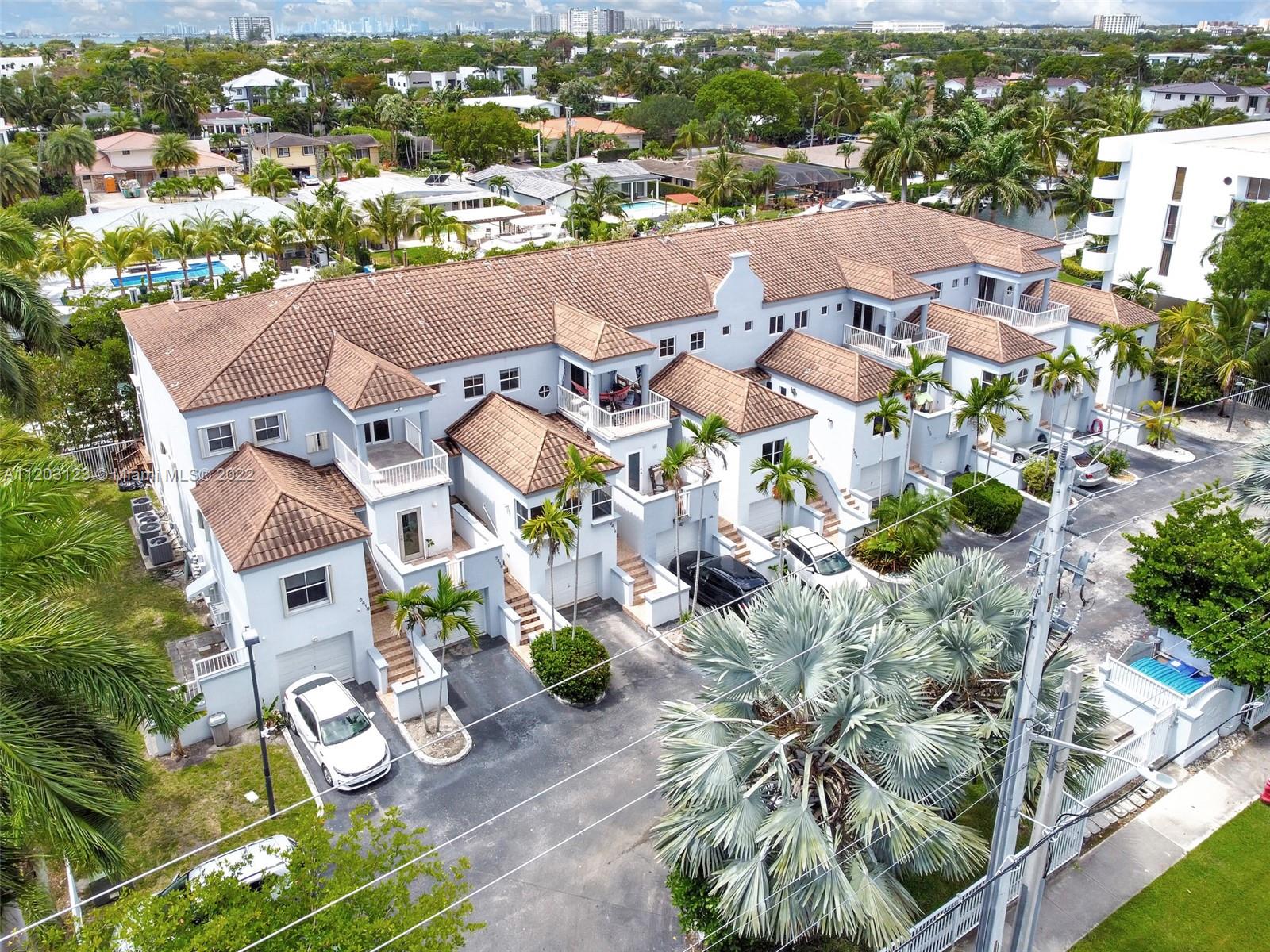 LE POINT CONDO - Residential