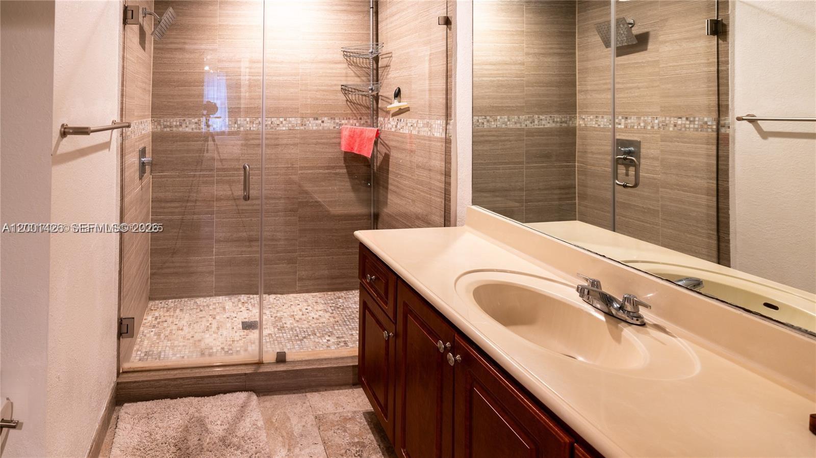 PROMENADE SHORES AT DORAL - Residential