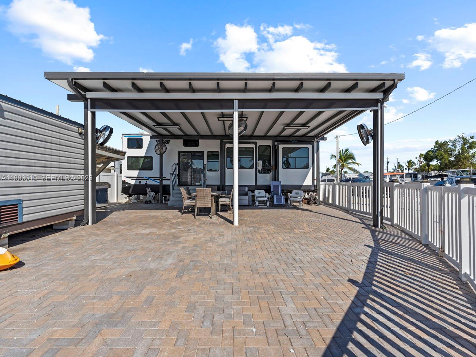 CALUSA CAMPGROUND - Residential