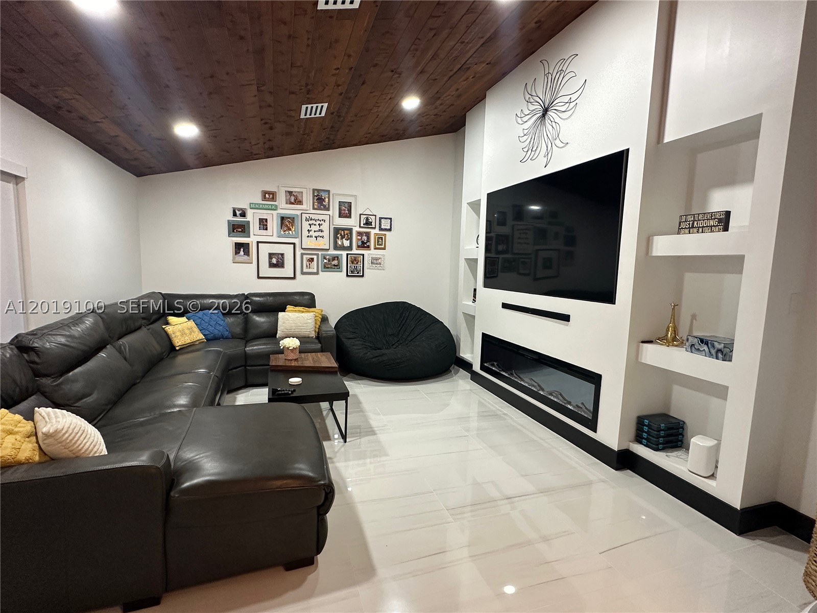 FLA FRUIT LANDS CO SUB NO - Residential