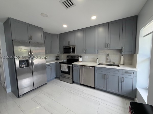 FLA FRUIT LANDS CO SUB NO - Residential