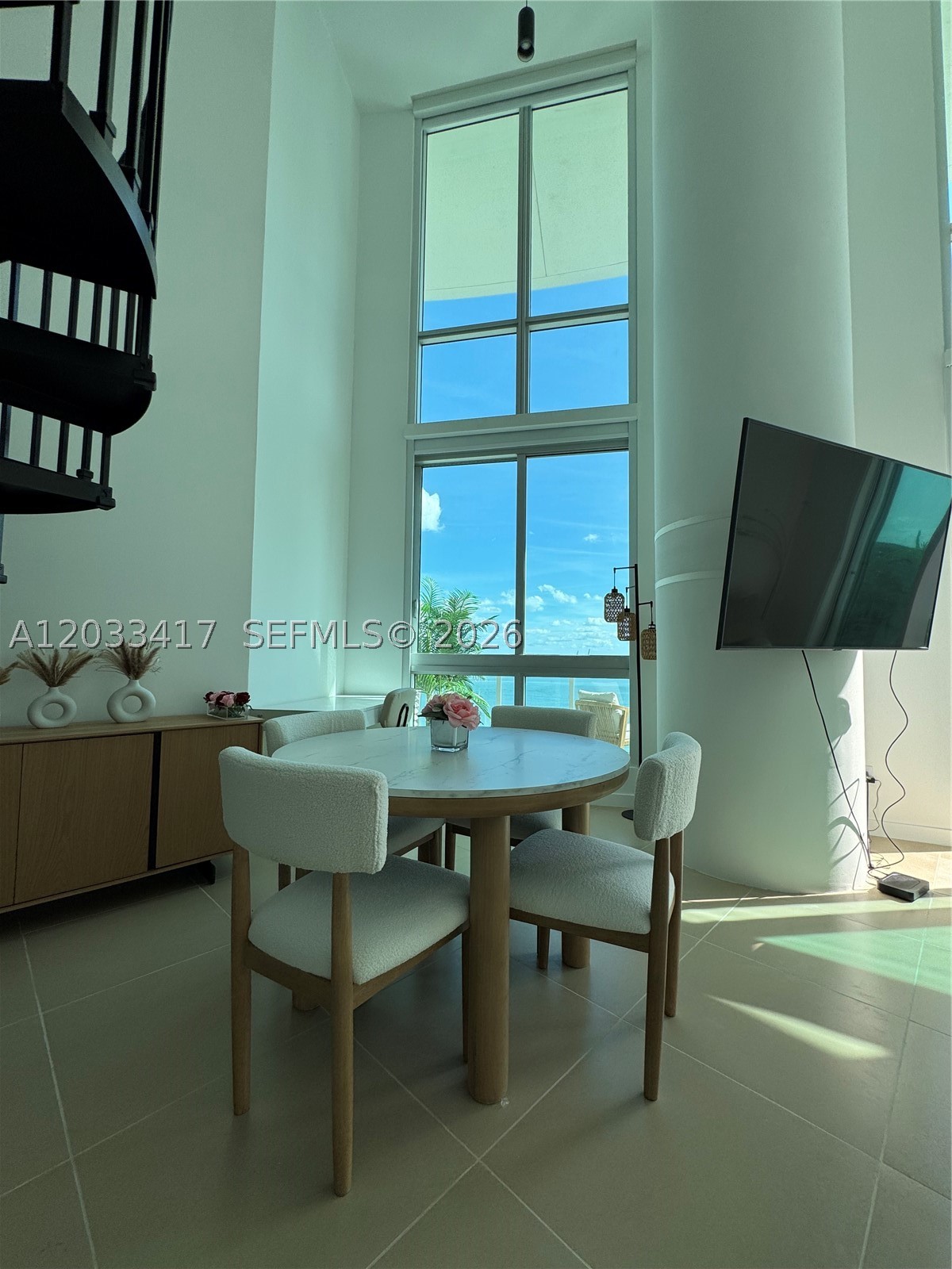 MET 1 CONDO - Residential Lease