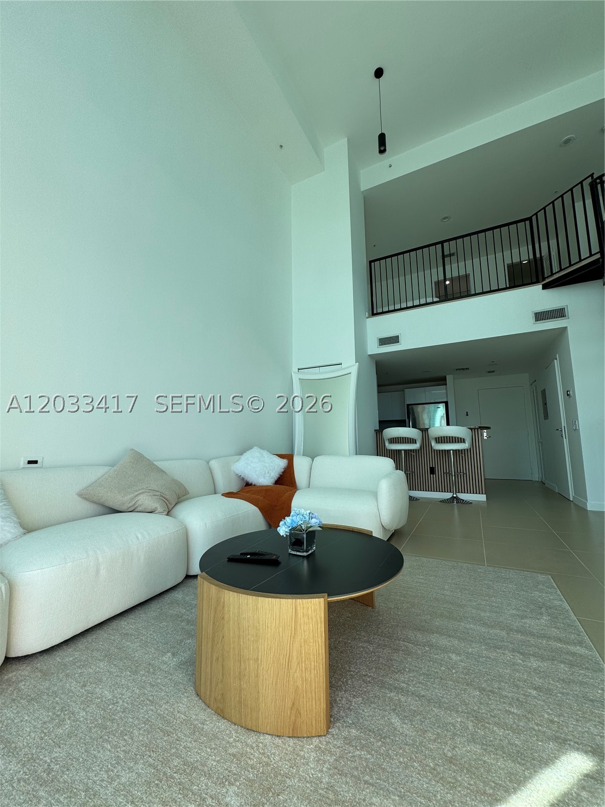 MET 1 CONDO - Residential Lease