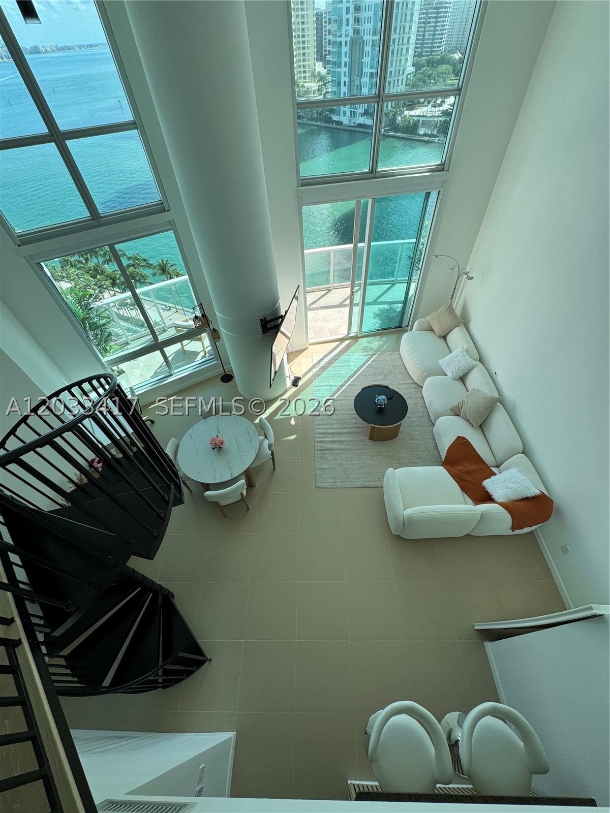 MET 1 CONDO - Residential Lease