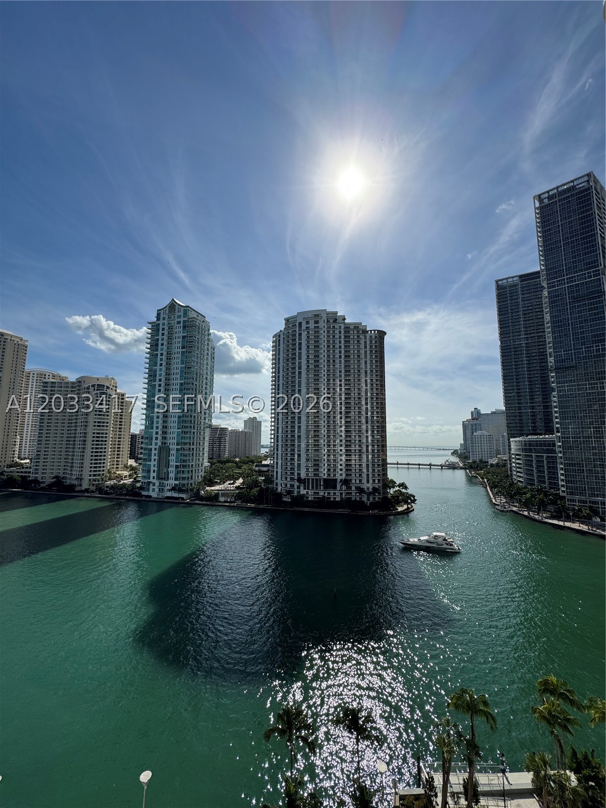 MET 1 CONDO - Residential Lease
