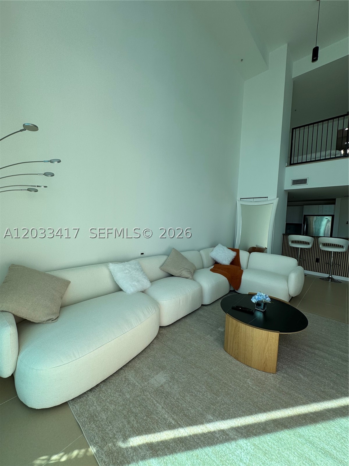 MET 1 CONDO - Residential Lease