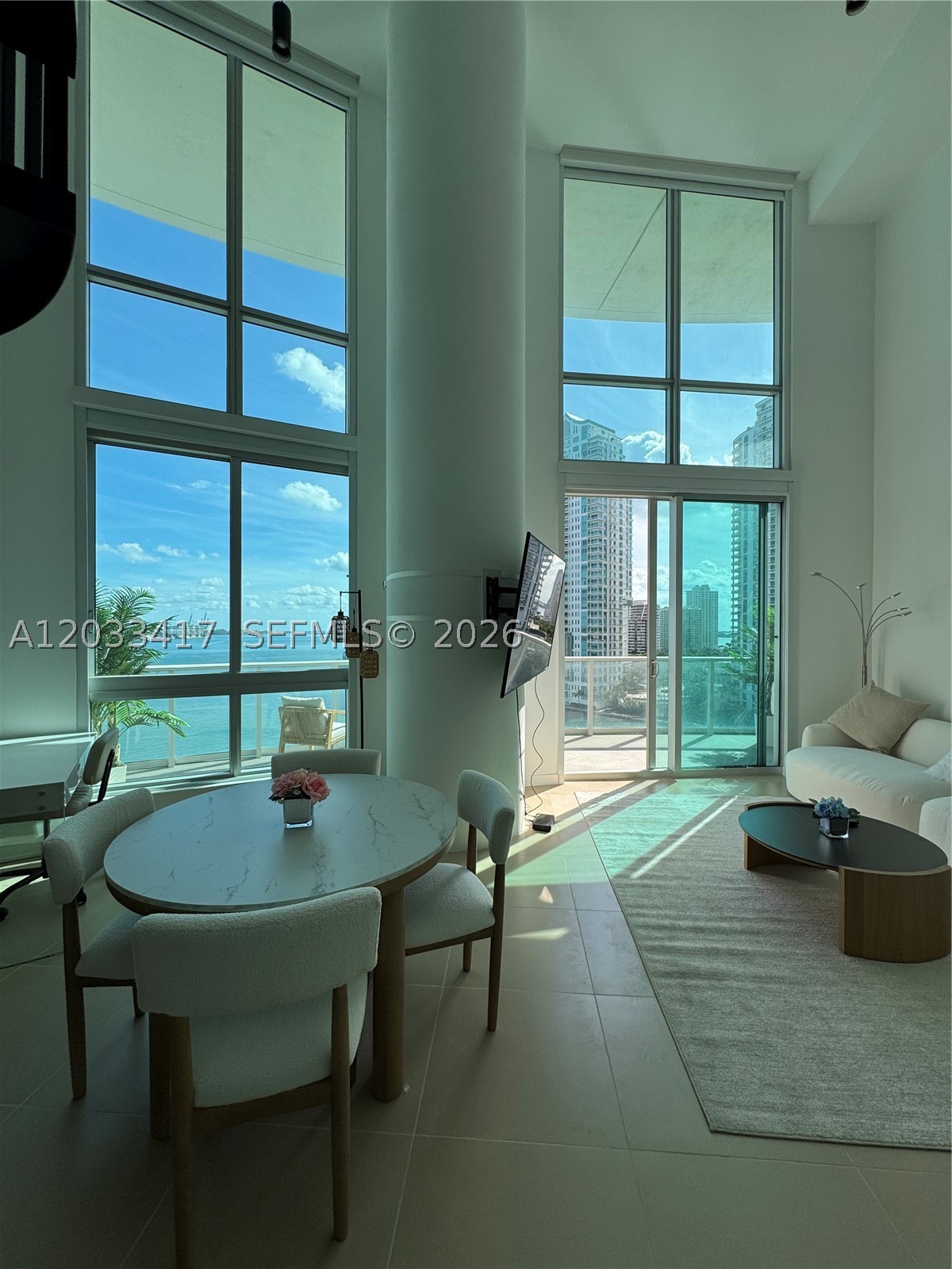 MET 1 CONDO - Residential Lease