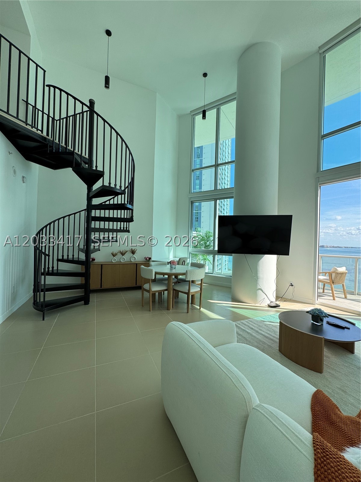 MET 1 CONDO - Residential Lease