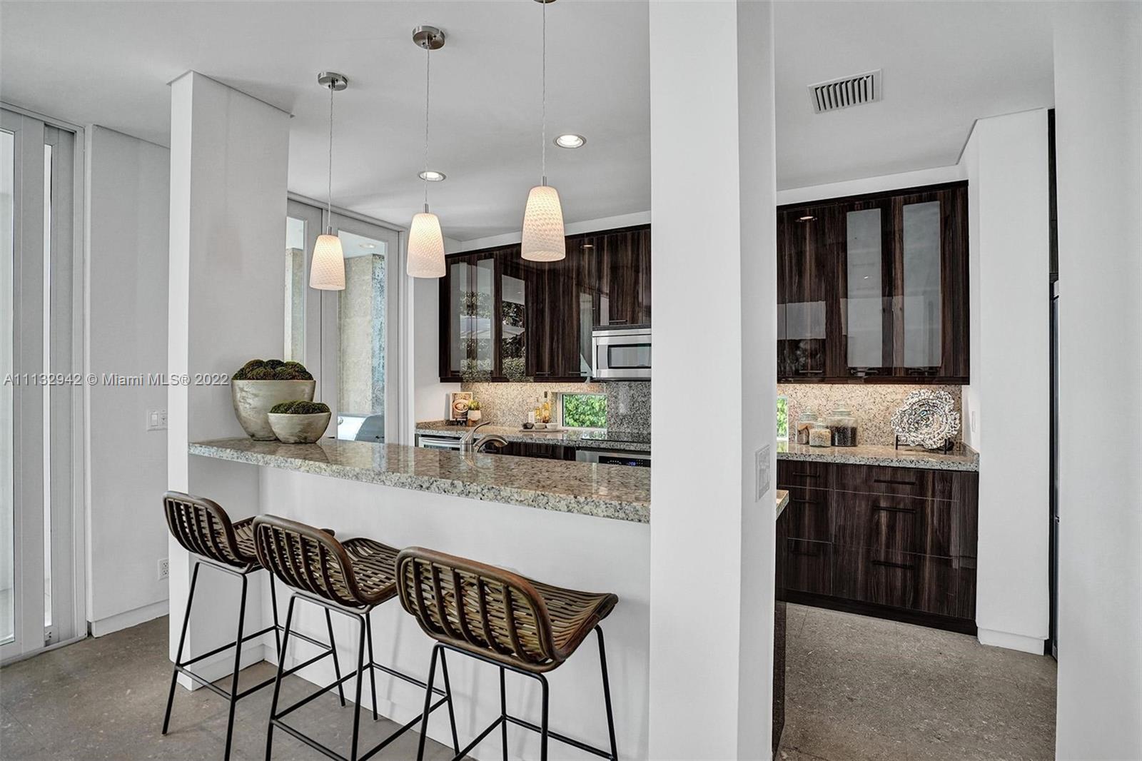 RIVERSIDE ADD AMEN PLAT - Residential