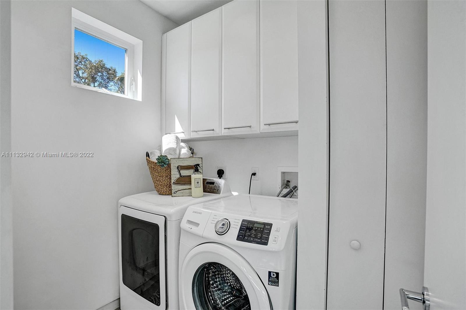 RIVERSIDE ADD AMEN PLAT - Residential