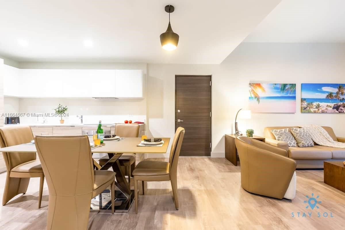 COSTA HOLLYWOOD CONDO - Residential