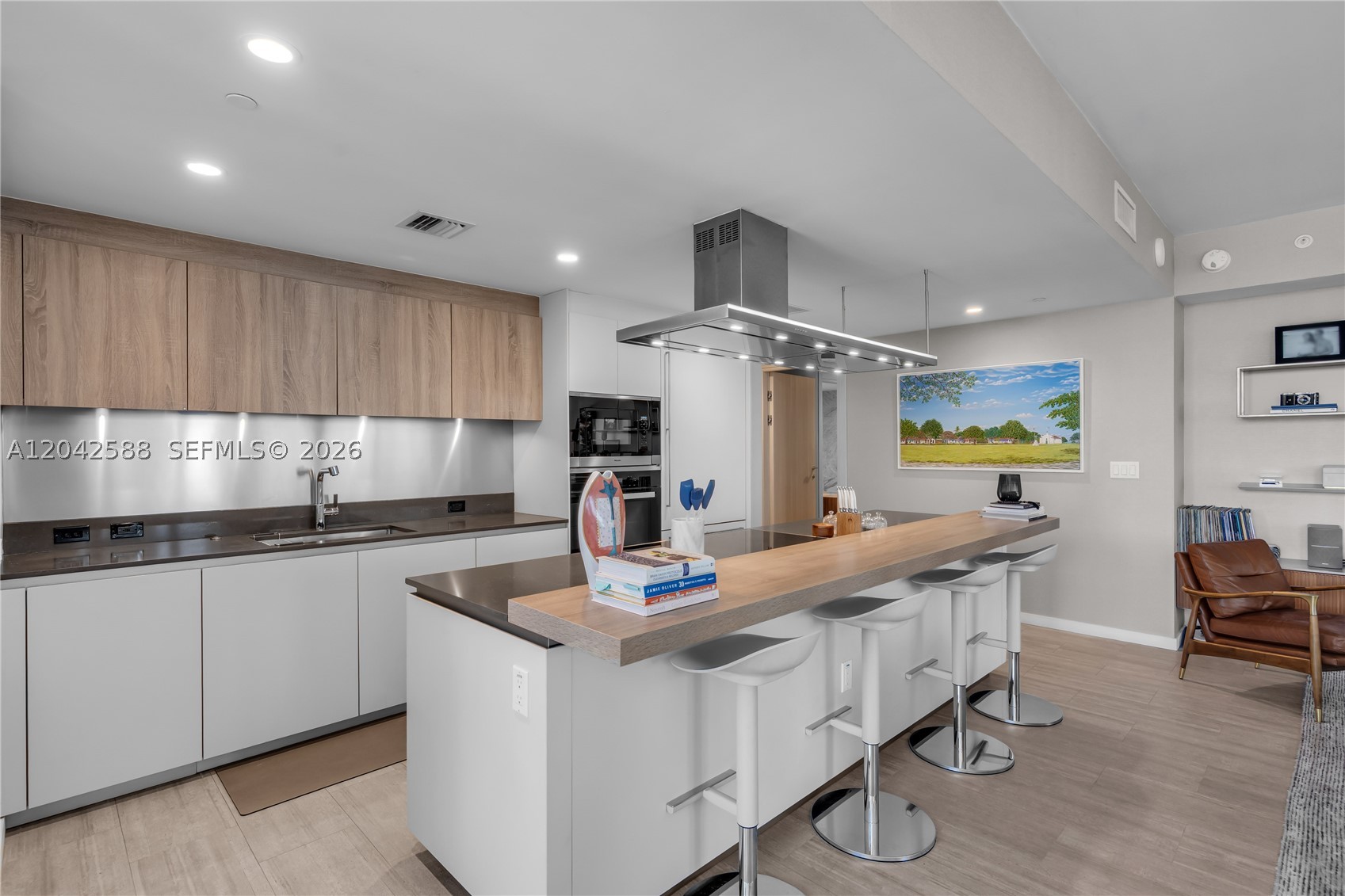 BRICKELL FLATIRON CONDO - Residential