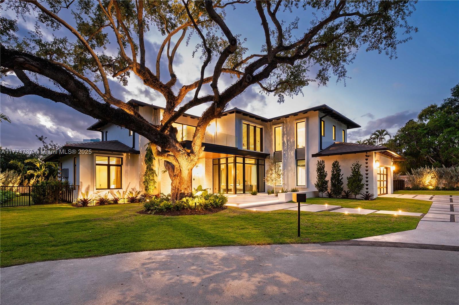 COCONUT PALM ESTATES - Residential