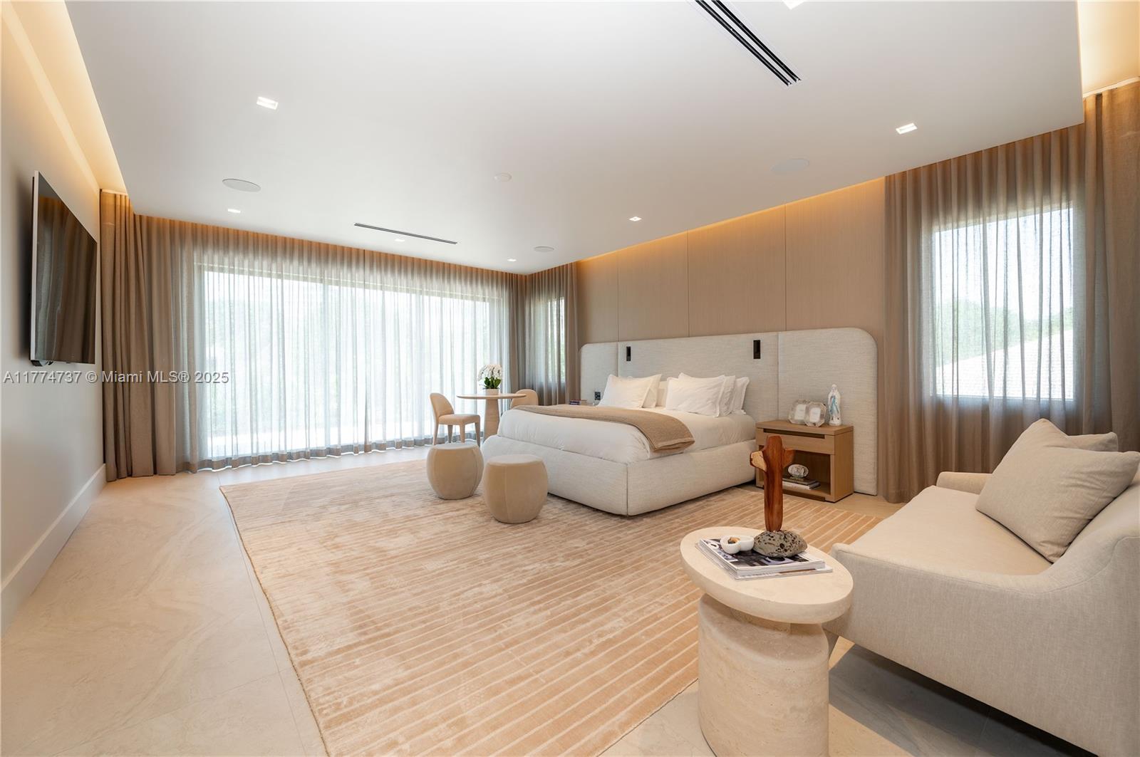 COCONUT PALM ESTATES - Residential