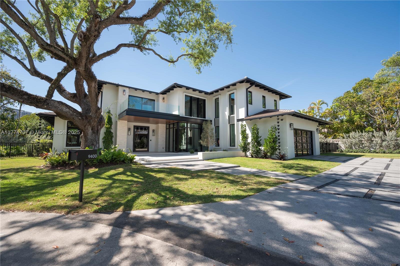 COCONUT PALM ESTATES - Residential