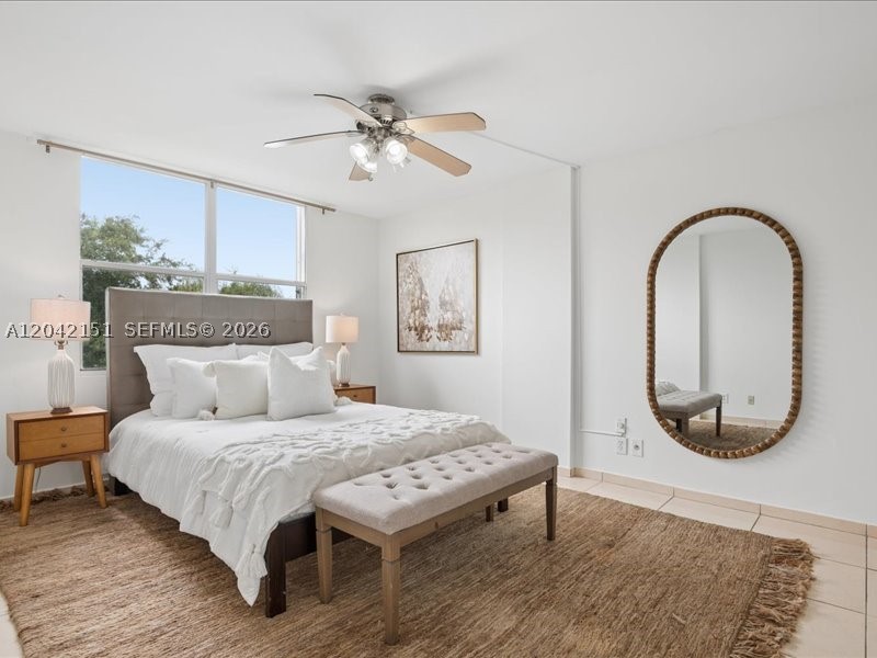 ROYAL PARK CONDO - Residential