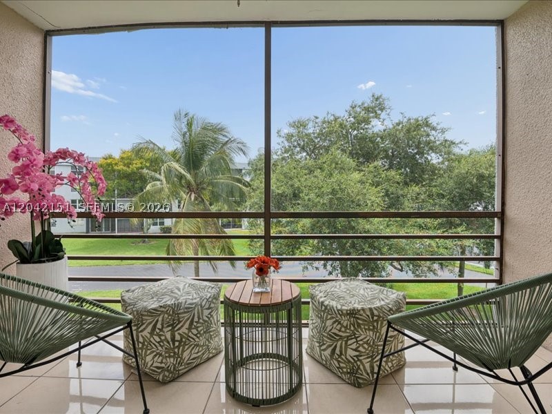 ROYAL PARK CONDO - Residential