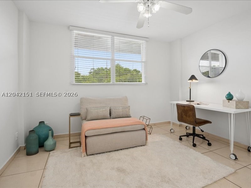 ROYAL PARK CONDO - Residential