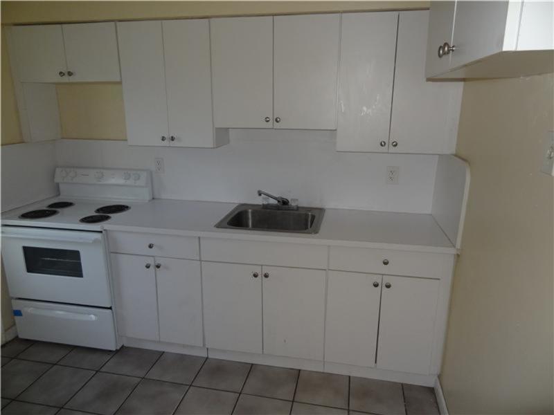 14 53 41 PINE HIGHLANDS - Residential Income