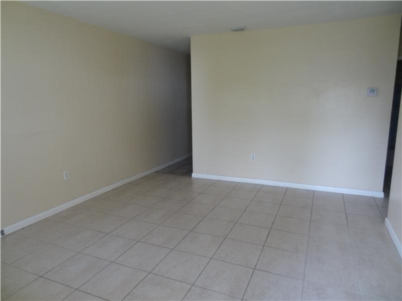 14 53 41 PINE HIGHLANDS - Residential Income