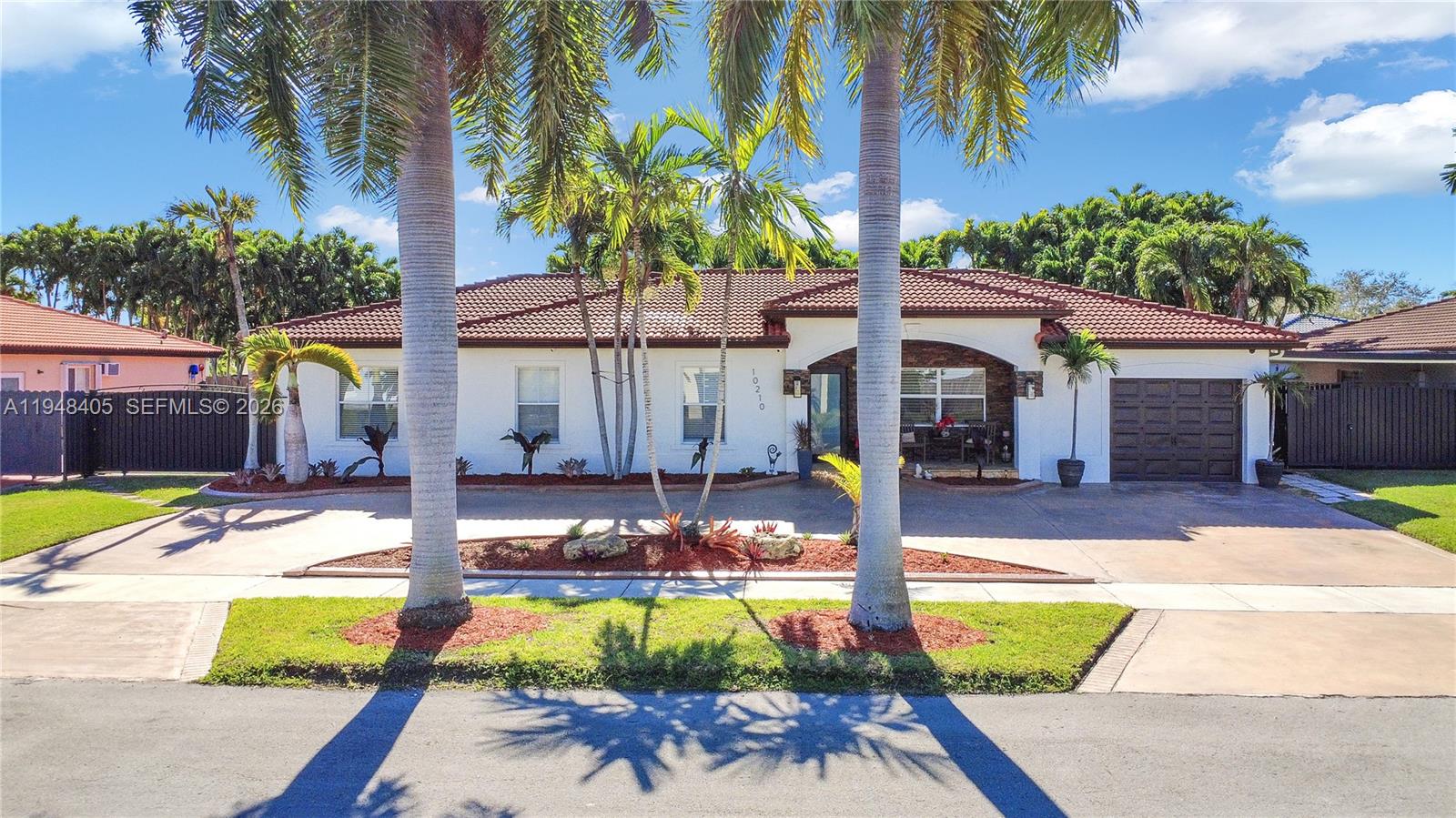 ROSEWOOD HOMES - Residential