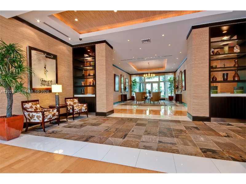 VERANDA CONDOMINIUM - Residential