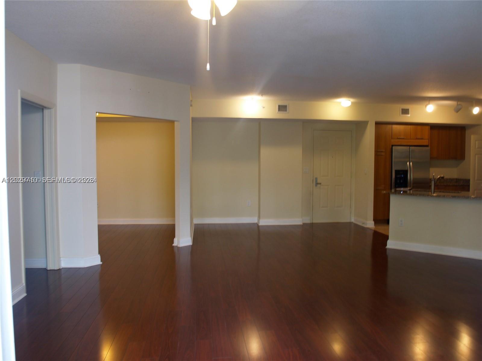 VERANDA CONDOMINIUM - Residential