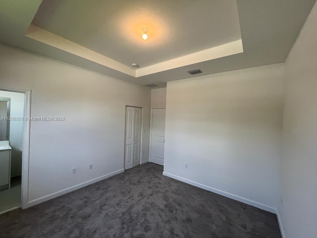 PINE VISTA - Residential Lease
