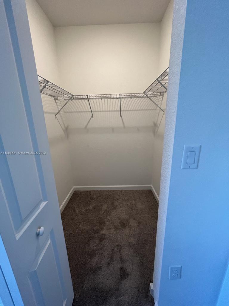 PINE VISTA - Residential Lease