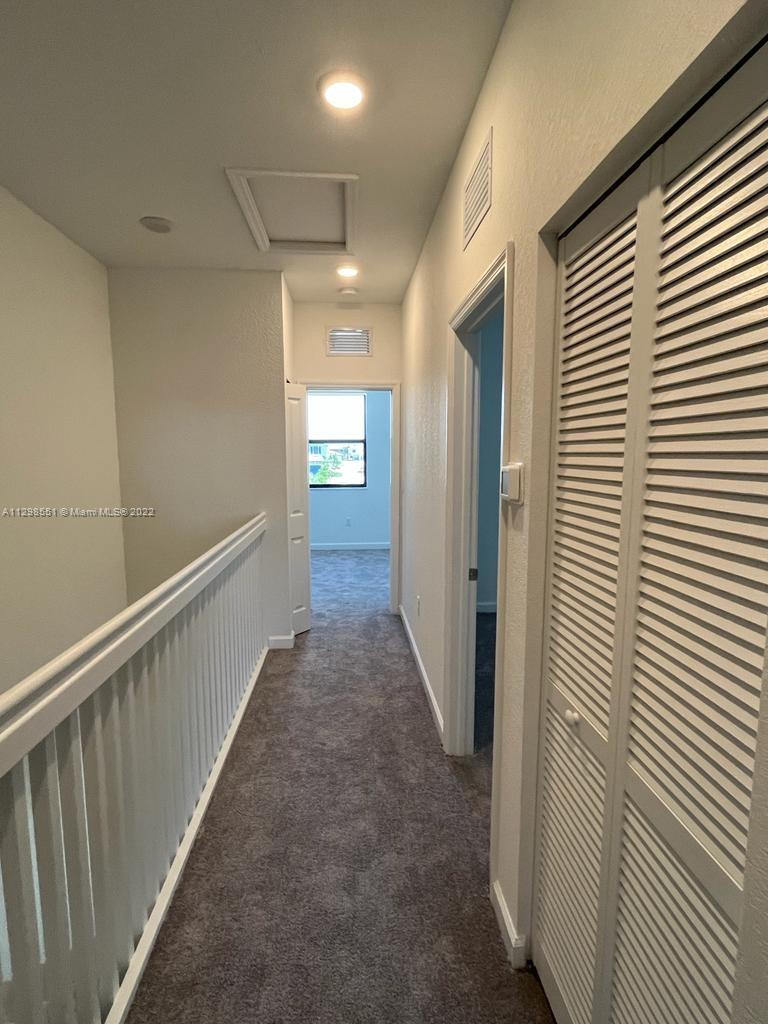 PINE VISTA - Residential Lease