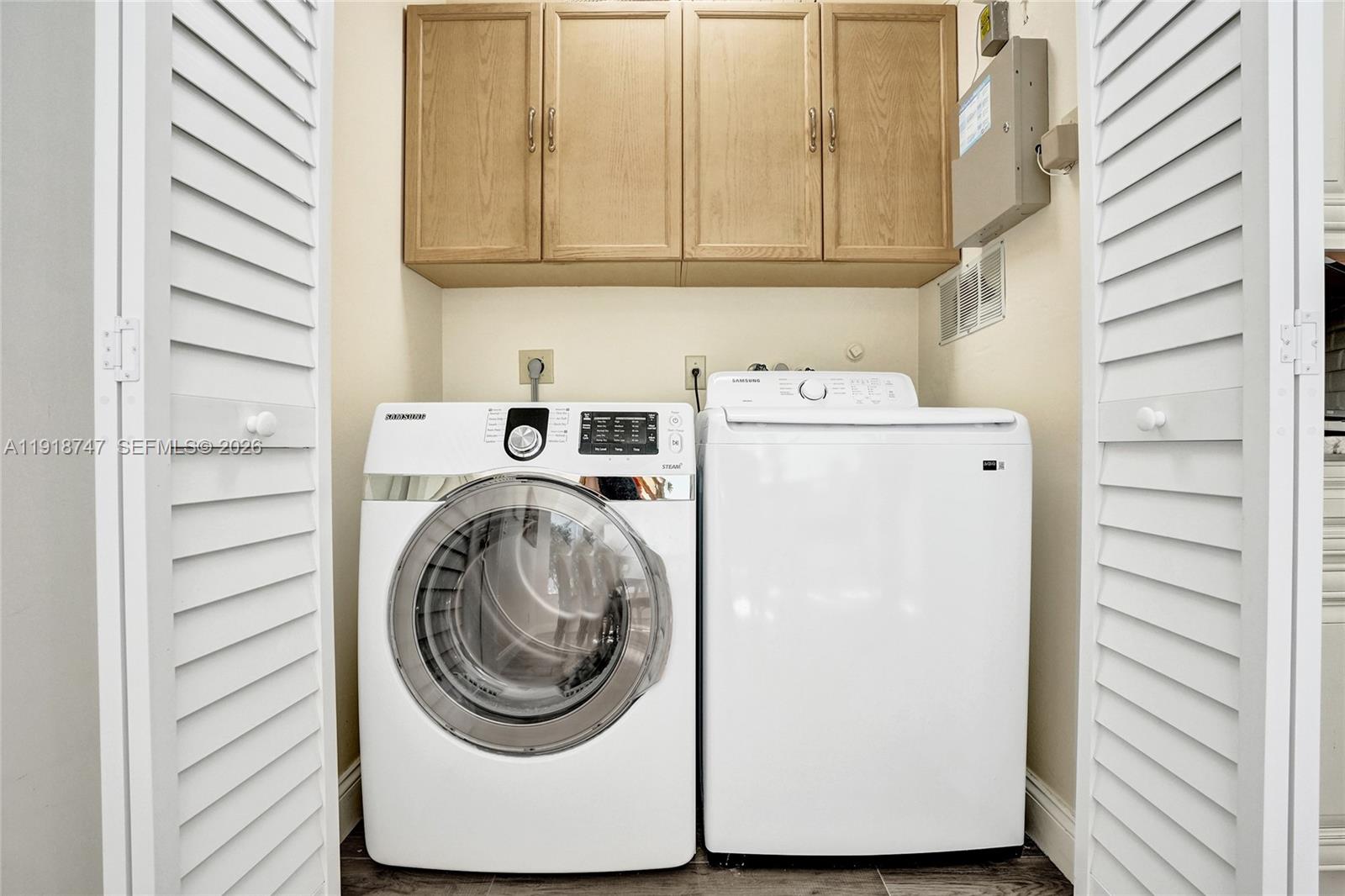 BREAKERS WEST 6 - Residential