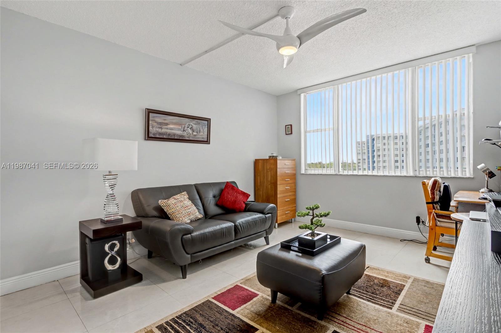 HILLCREST EAST NO 23 COND - Residential