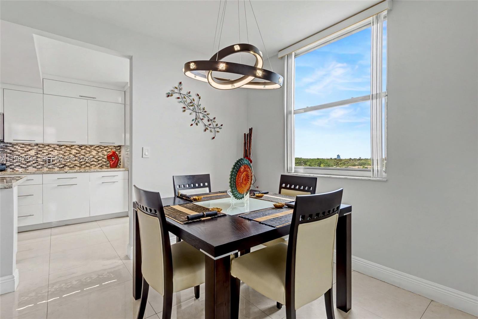 HILLCREST EAST NO 23 COND - Residential