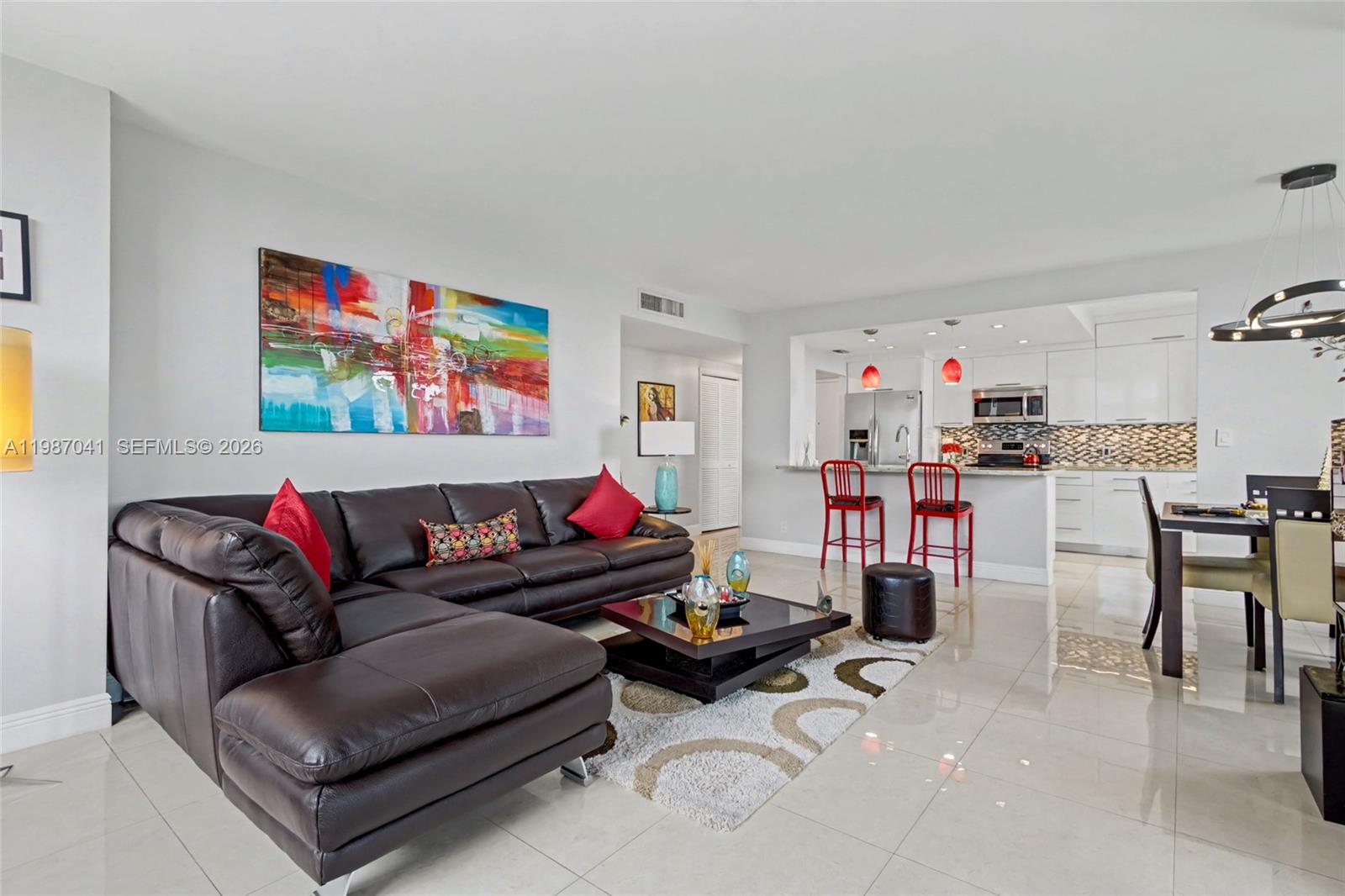 HILLCREST EAST NO 23 COND - Residential