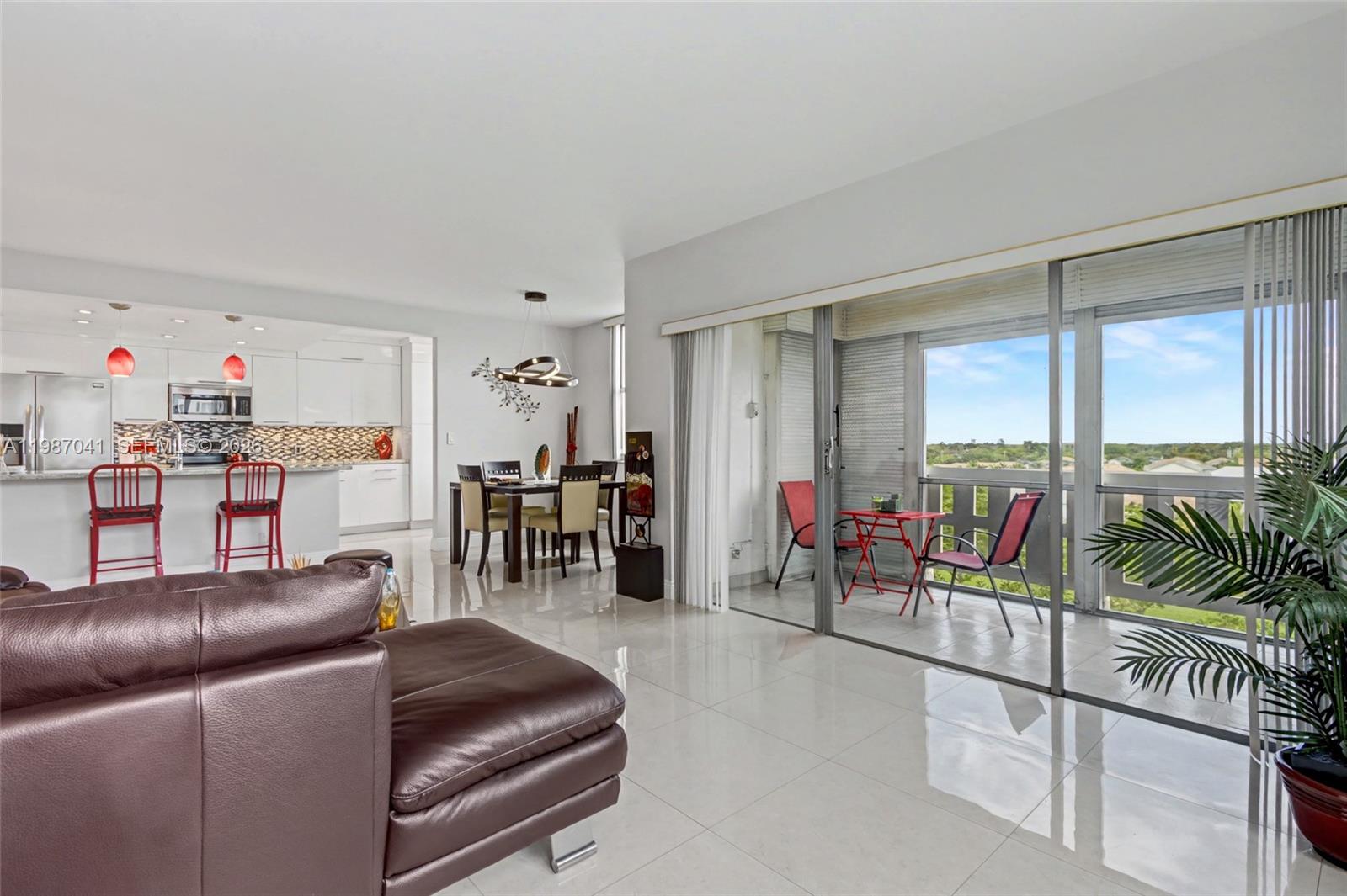 HILLCREST EAST NO 23 COND - Residential