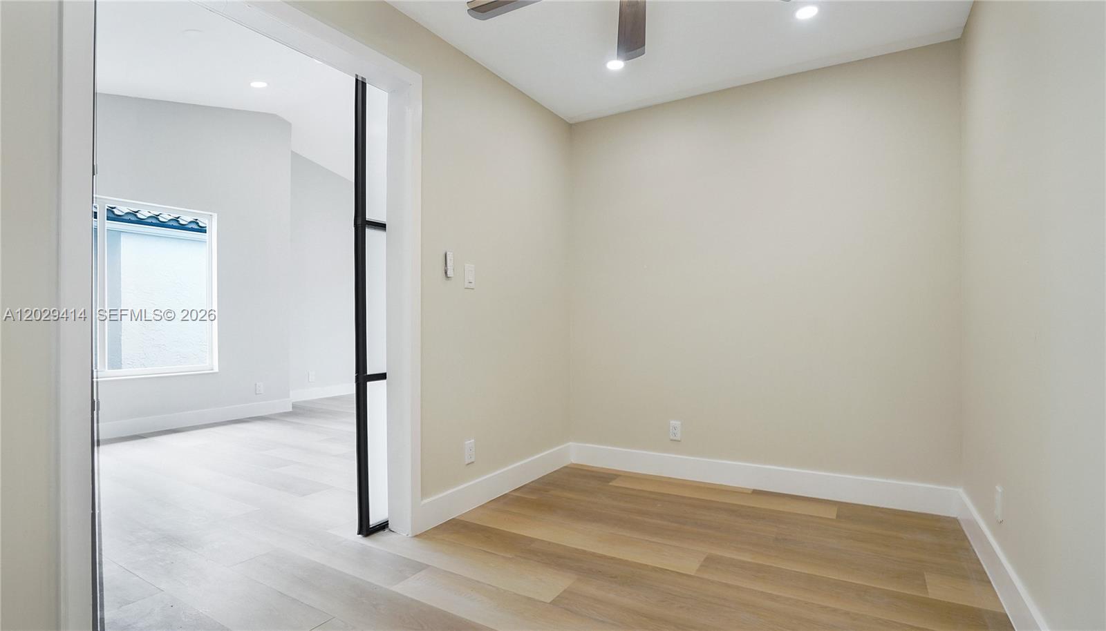 SPRINGTREE LAKES - Residential