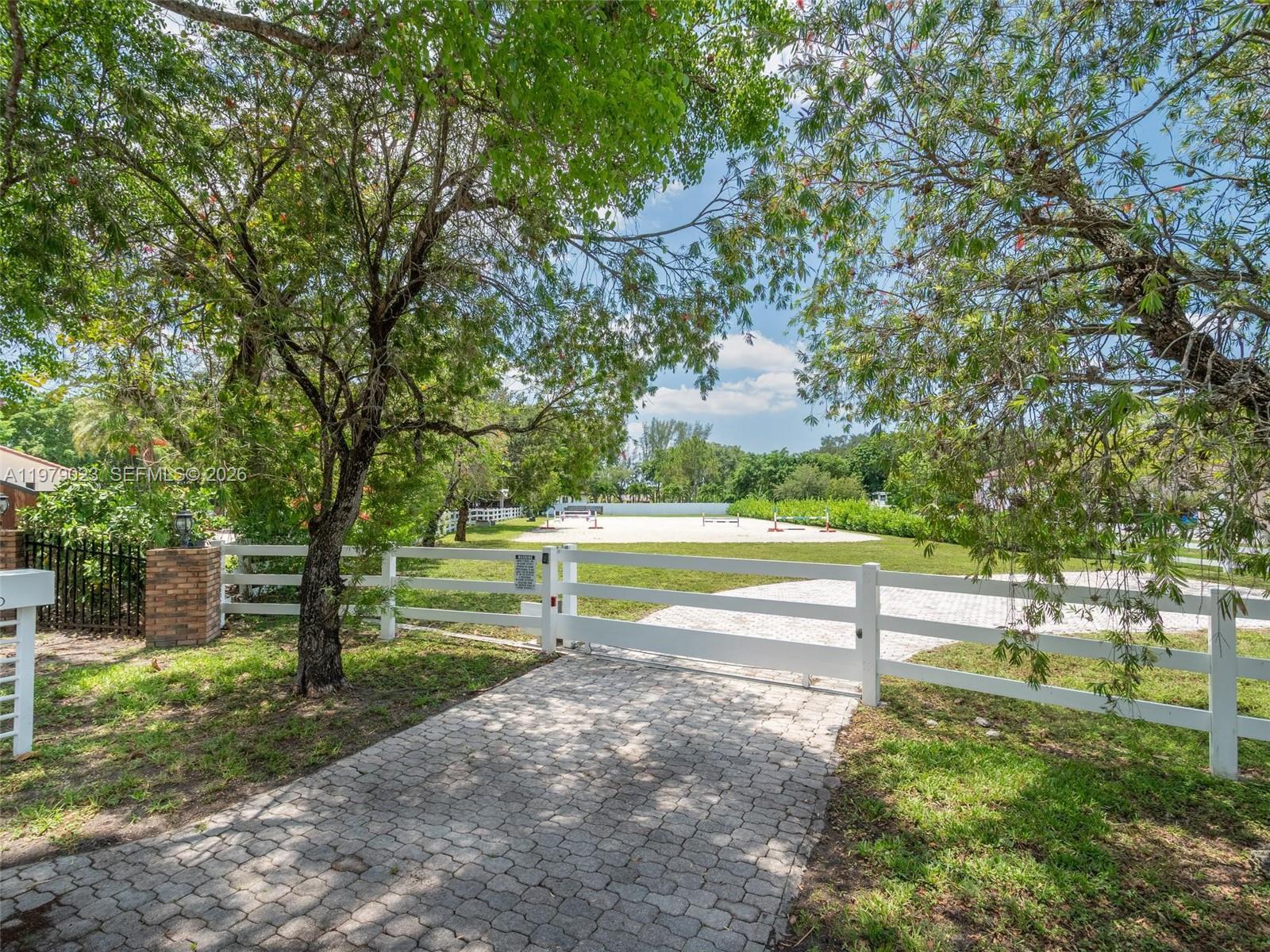 ROLLING OAKS ESTATES - Residential