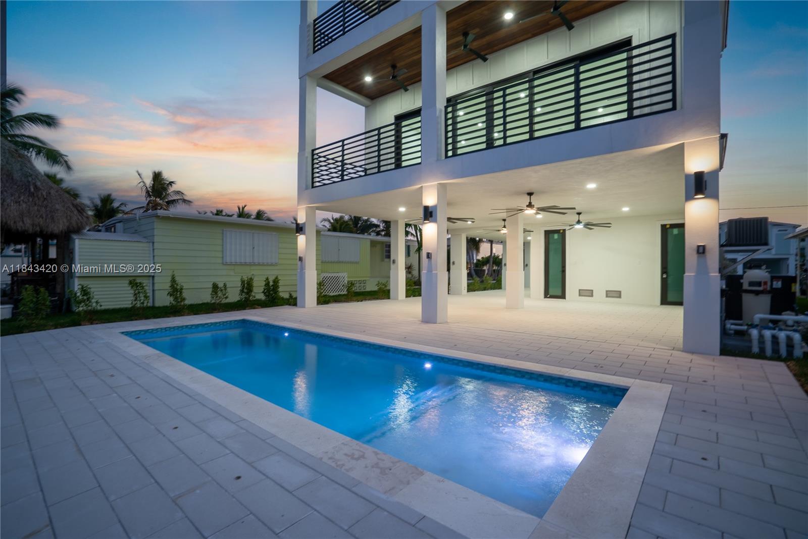 THE HARBORAGE - Residential