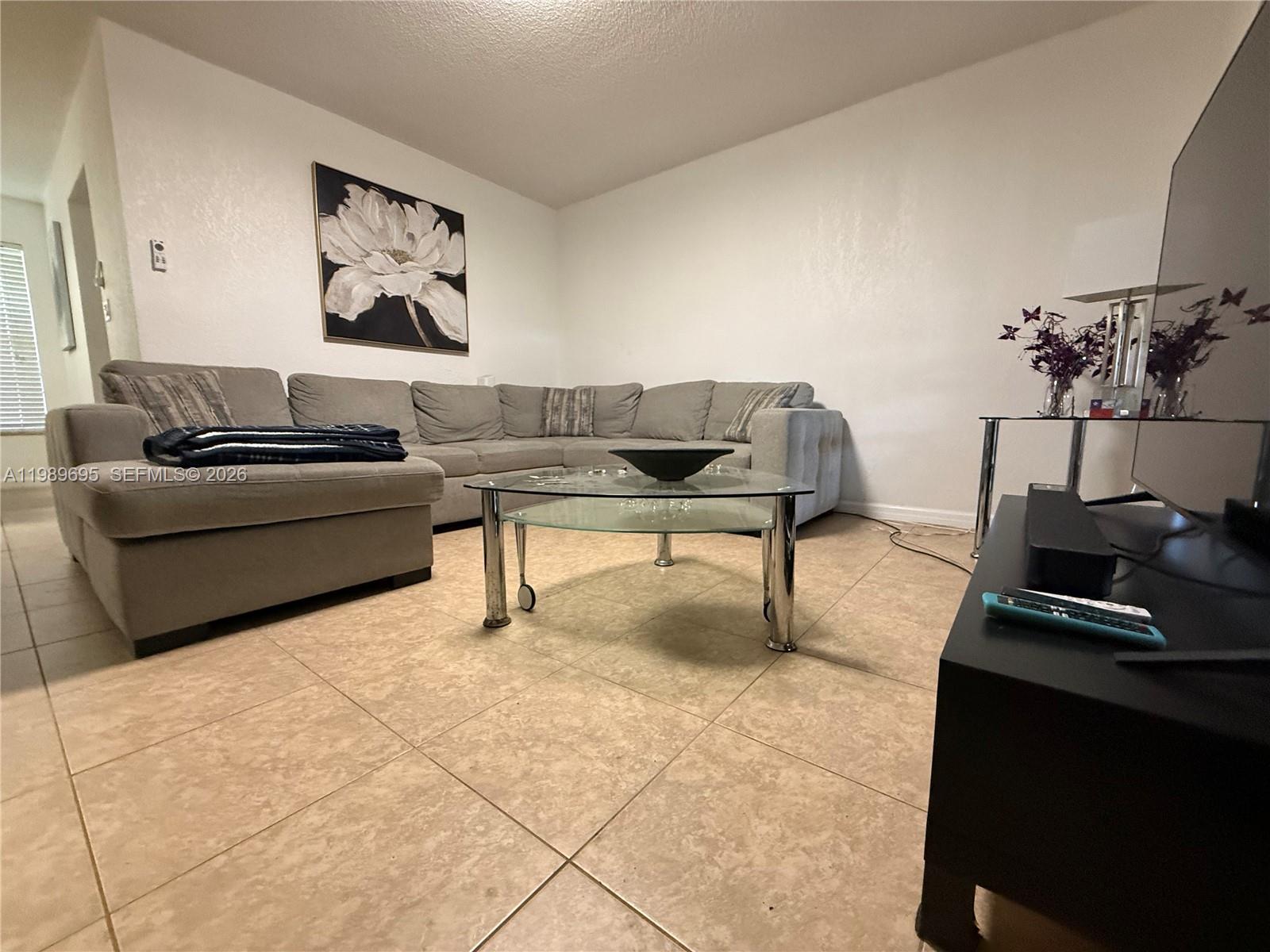 NOVA VILLAS CONDOMINIUM 3 - Residential