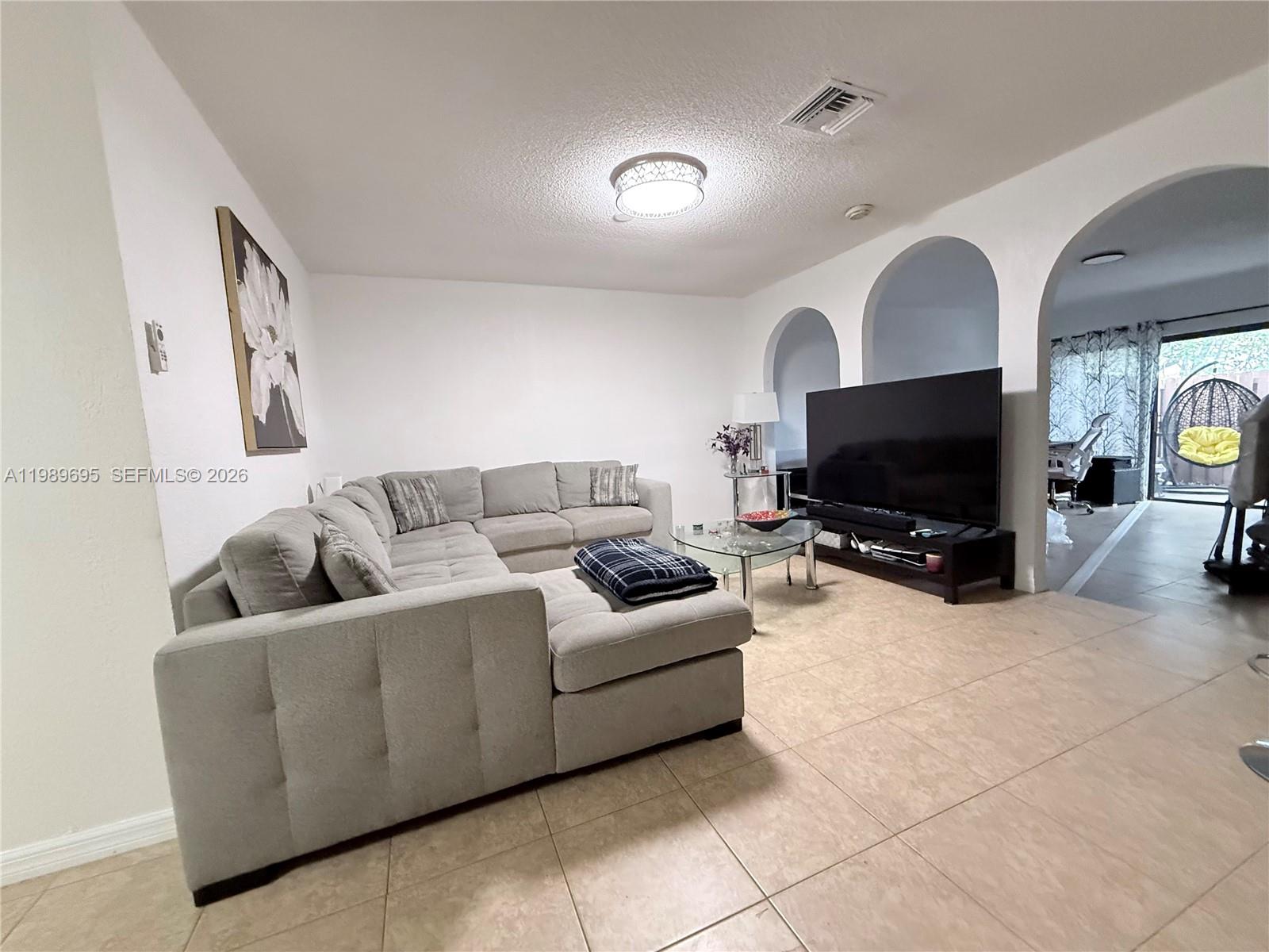 NOVA VILLAS CONDOMINIUM 3 - Residential