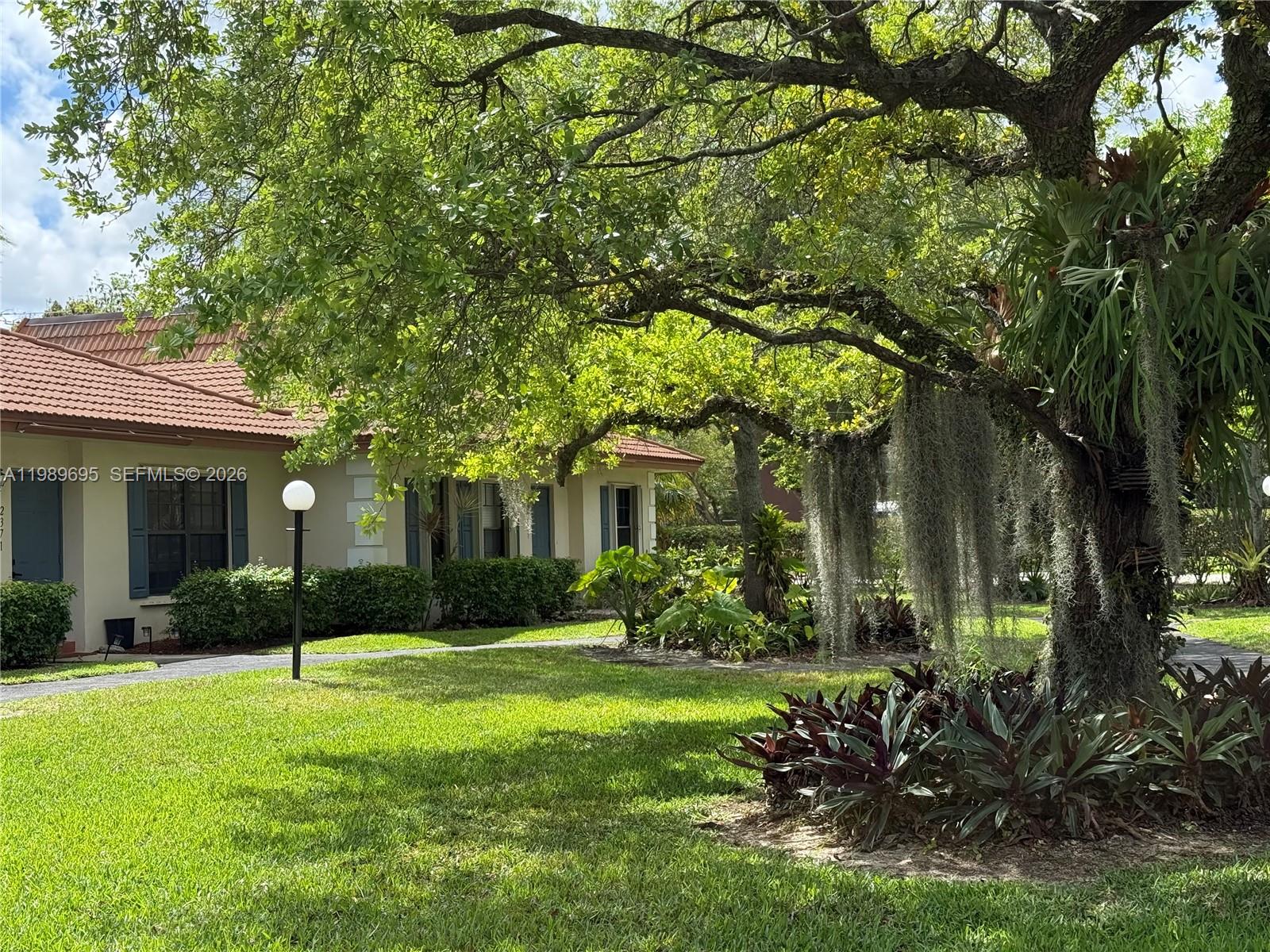 NOVA VILLAS CONDOMINIUM 3 - Residential